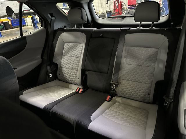 Used 2021 Chevrolet Equinox LT FWD image 27