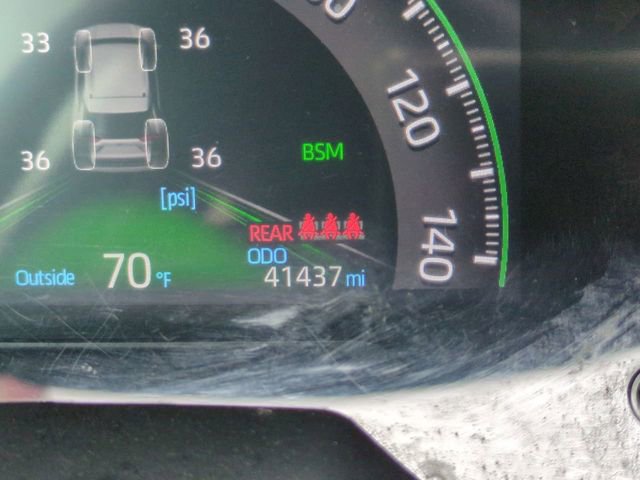 Used 2024 Toyota RAV4 XLE Premium FWD image 31