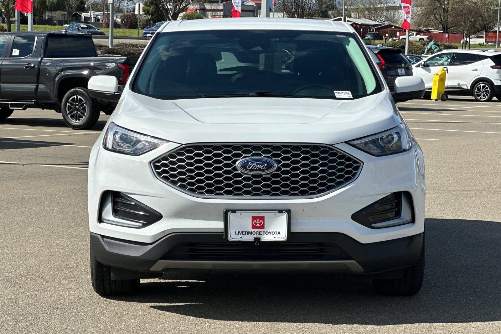 Certified 2024 Ford Edge SEL AWD/4WD image 8