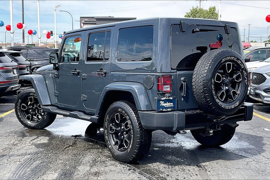 Used 2017 Jeep Wrangler Unlimited Sahara AWD/4WD image 10