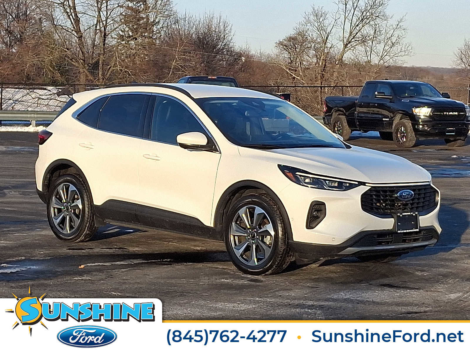 Certified 2024 Ford Escape Platinum w/ Premium Technology Package image 6