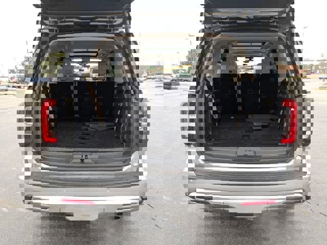 Certified 2024 Ford Expedition Limited image 33