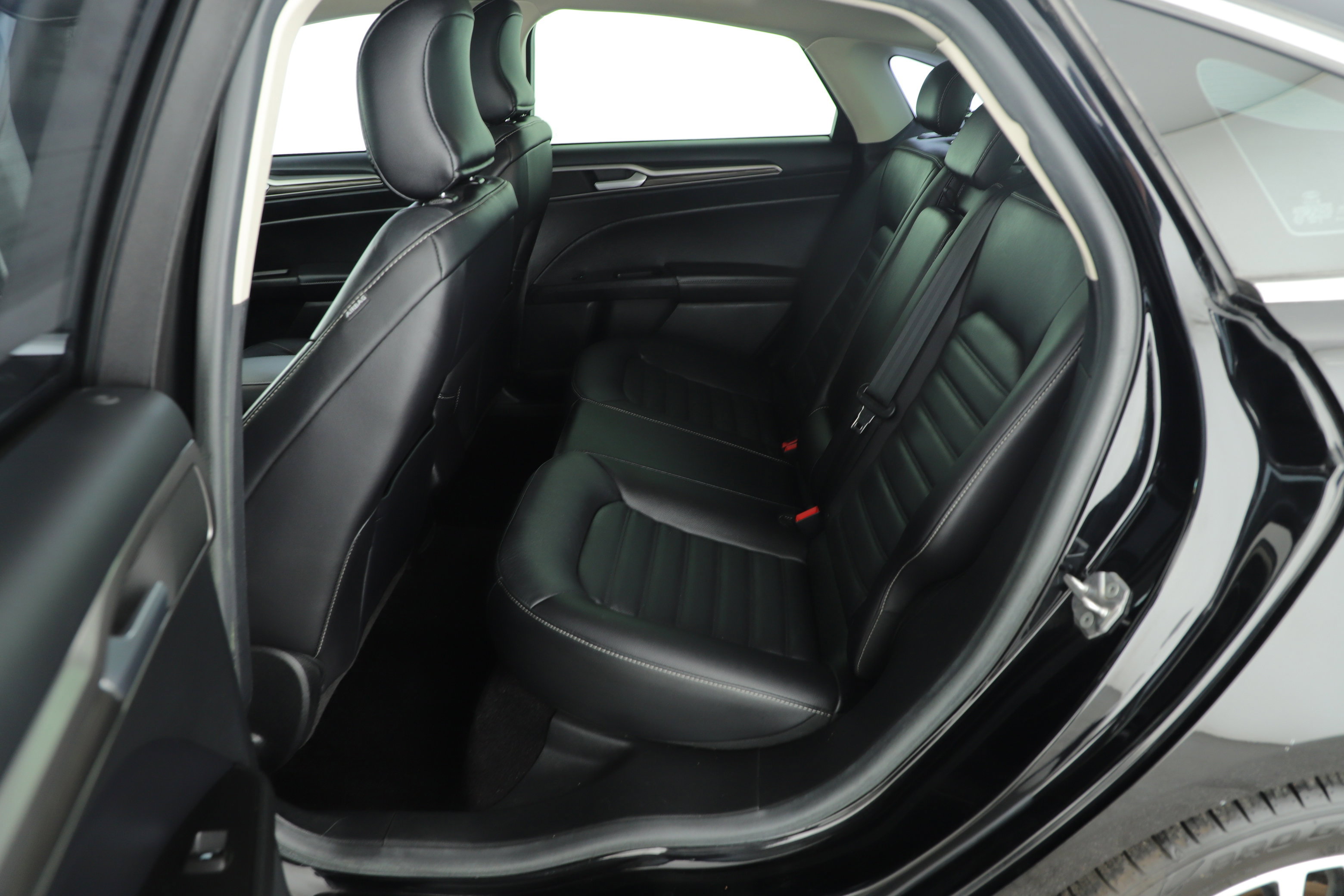 Certified 2017 Ford Fusion SE image 7