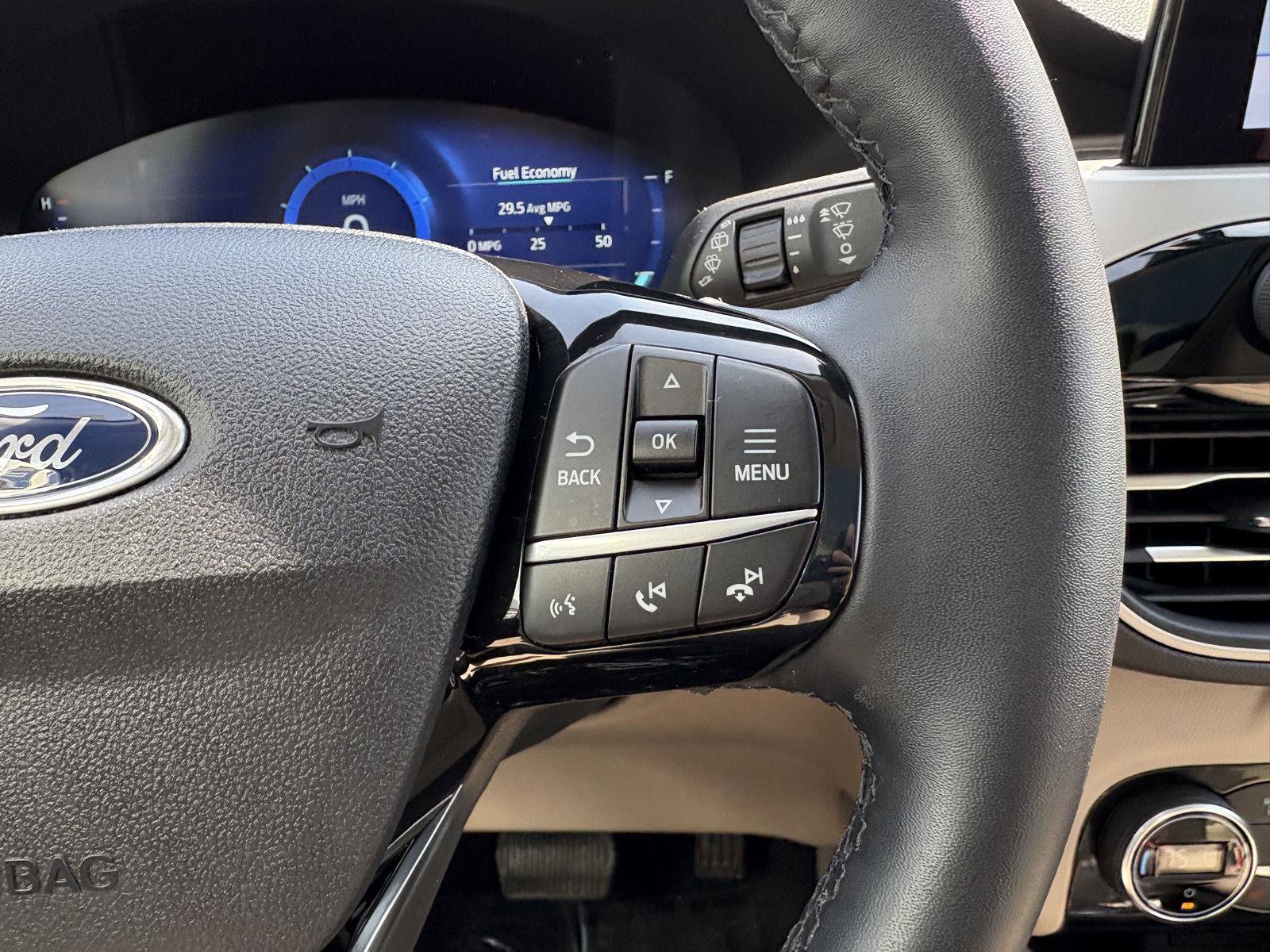 Certified 2021 Ford Escape SEL w/ Technology Package image 11