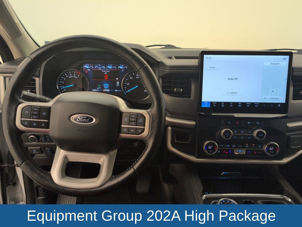 Certified 2023 Ford Expedition XLT image 26