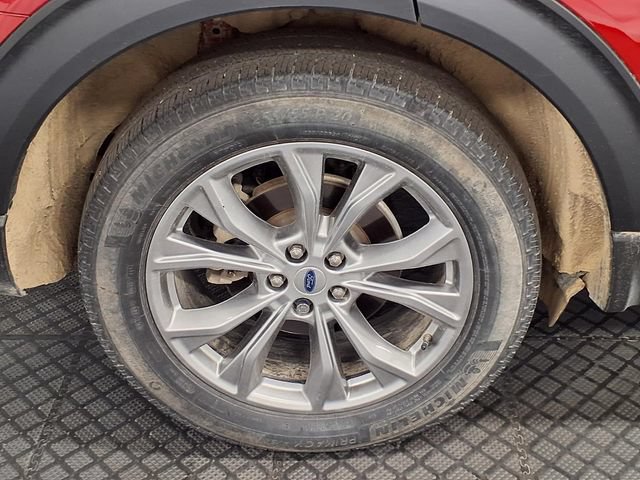 Certified 2023 Ford Explorer XLT w/ Equipment Group 202A AWD/4WD image 31