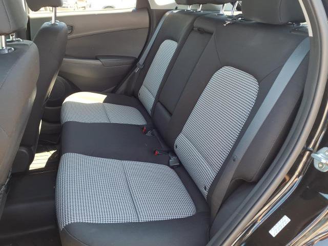 Used 2021 Hyundai Kona SE FWD image 15