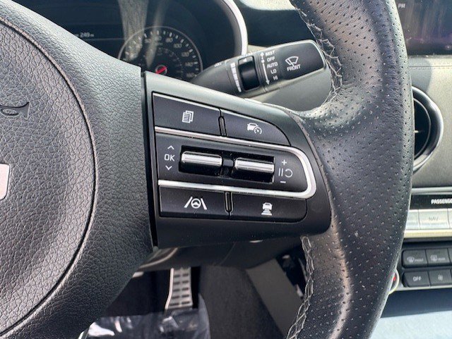 Used 2023 Kia Stinger GT2 AWD/4WD image 18