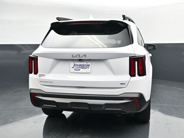 Used 2024 Kia Sorento X-Line EX AWD/4WD image 7