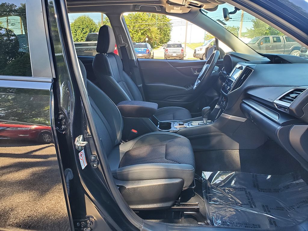 Used 2019 Subaru Forester Premium w/ All-Weather Package AWD/4WD image 20