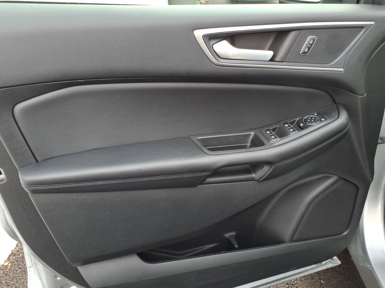 Certified 2024 Ford Edge SEL w/ Convenience Package AWD/4WD image 13