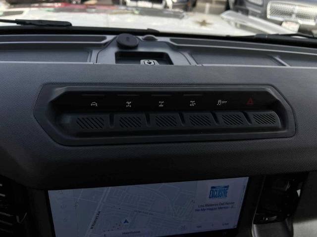 Certified 2025 Ford Bronco Badlands AWD/4WD image 17