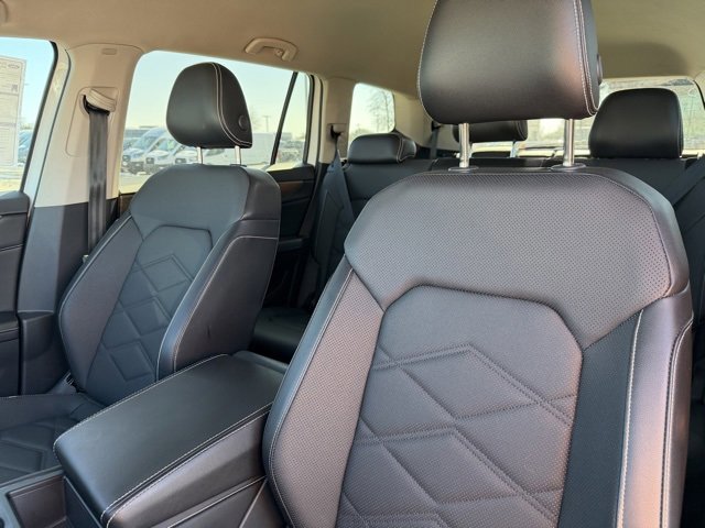 Used 2024 Volkswagen Atlas SE image 11