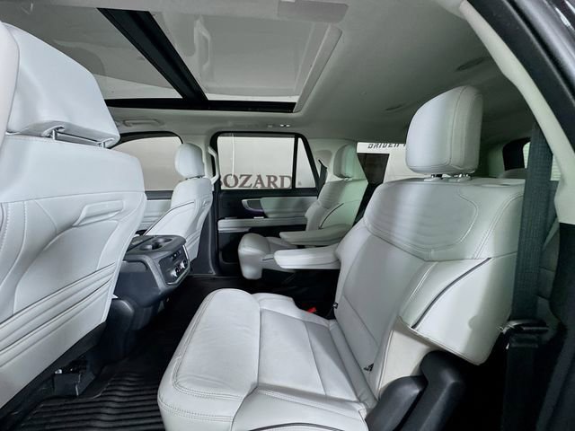 Certified 2025 Ford Expedition Max Platinum w/ Platinum Ultimate Package image 30