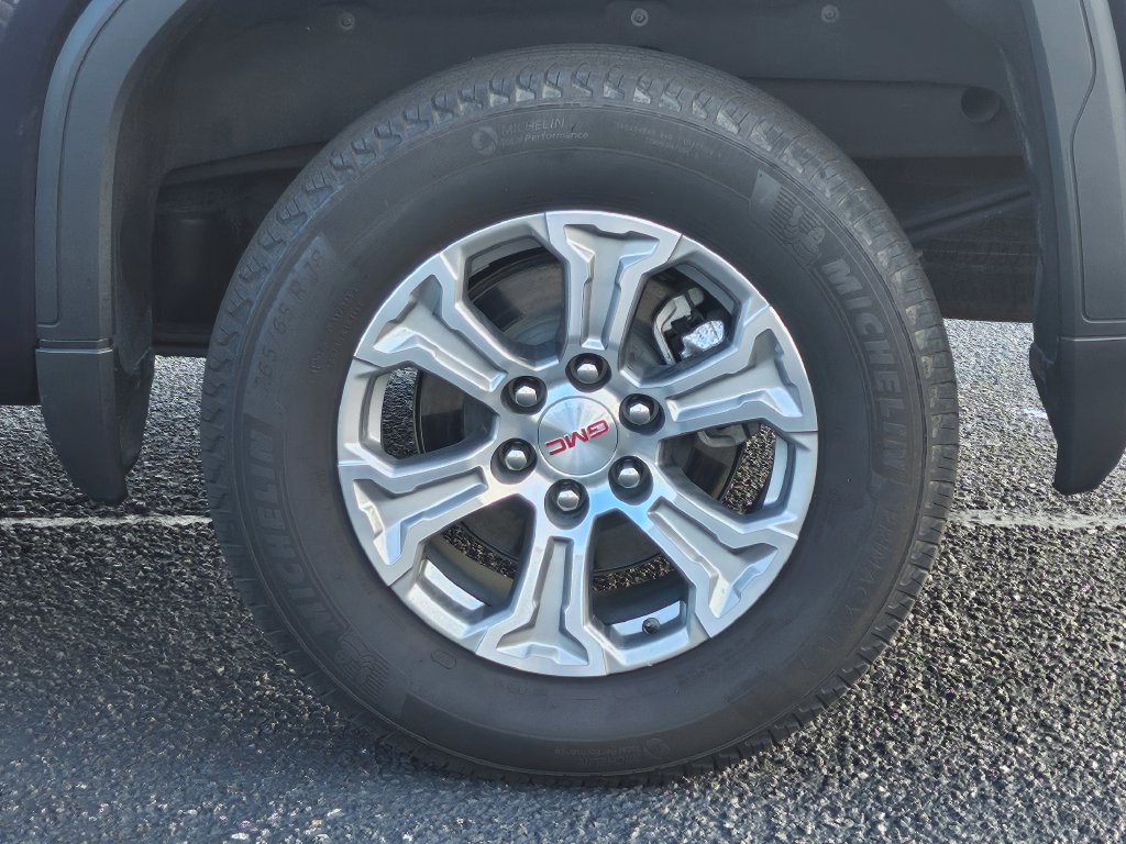 Used 2025 GMC Sierra 1500 SLT RWD image 14