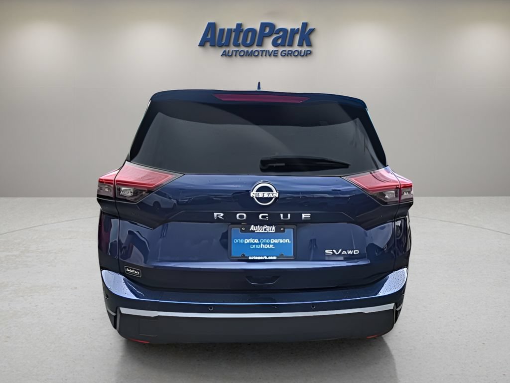 Used 2024 Nissan Rogue SV AWD/4WD image 6