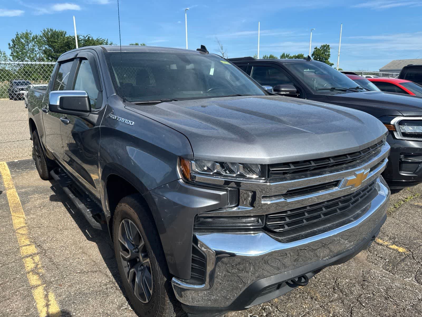 Used 2020 Chevrolet Silverado 1500 LT w/ All-Star Edition AWD/4WD image 28
