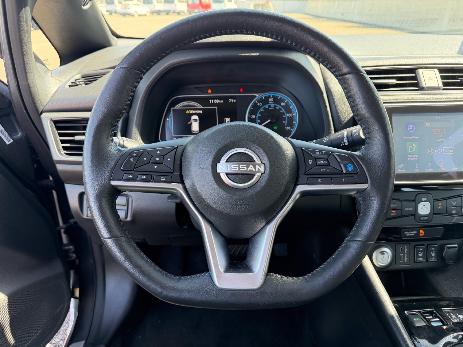 Used 2023 Nissan Leaf SV Plus FWD image 27