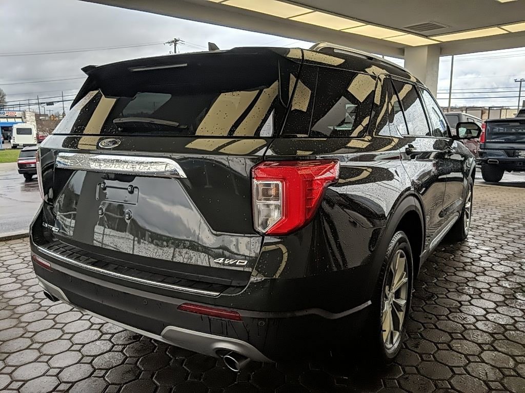 Certified 2023 Ford Explorer Limited w/ Equipment Group 301A image 5