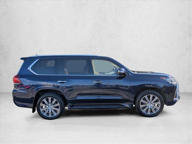 Used 2017 Lexus LX 570 4WD w/ Luxury Package video 4