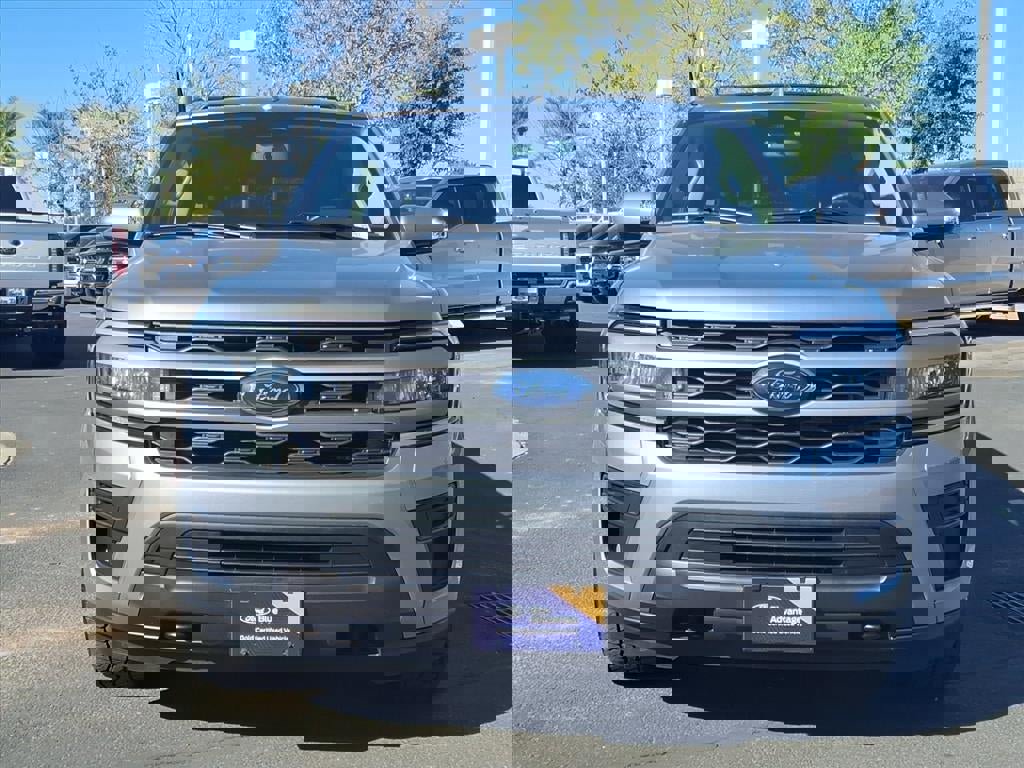 Certified 2024 Ford Expedition Max XLT image 8
