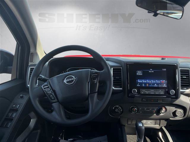 Used 2023 Nissan Frontier SV AWD/4WD image 3