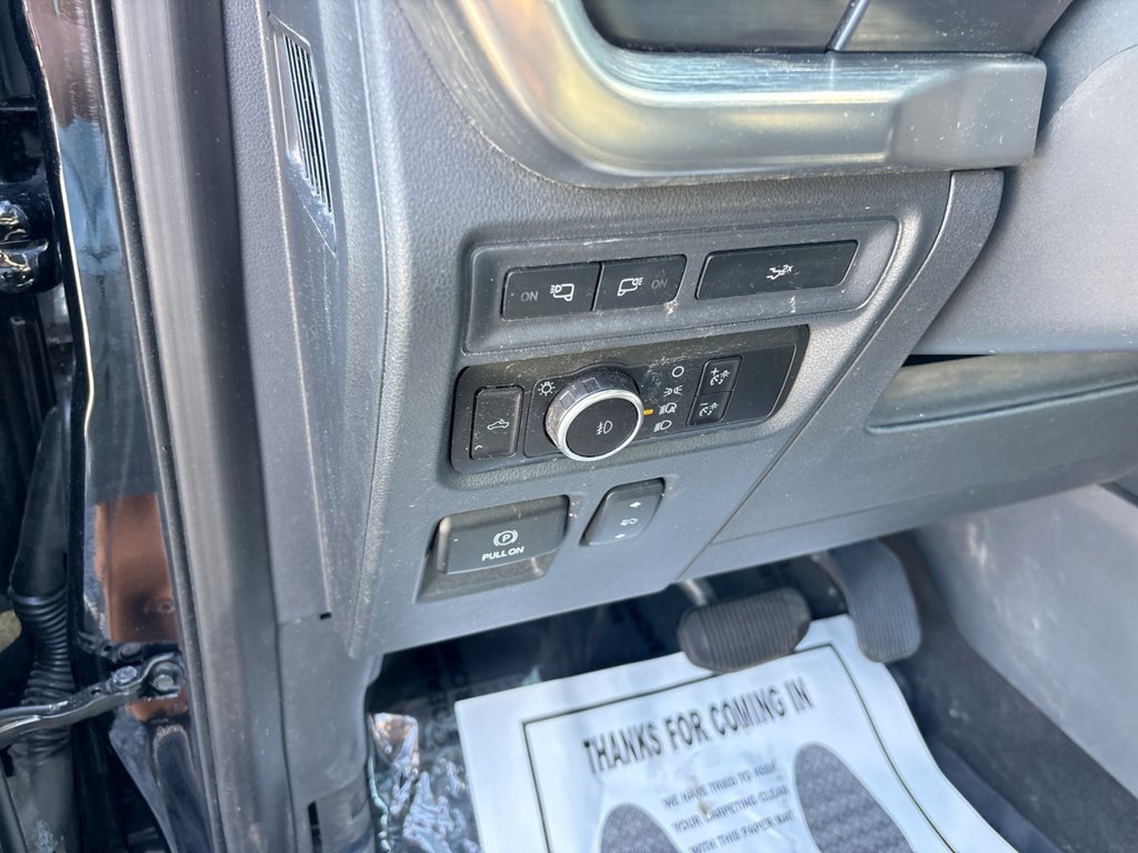 Certified 2023 Ford F150 Lariat w/ Equipment Group 502A High AWD/4WD image 31