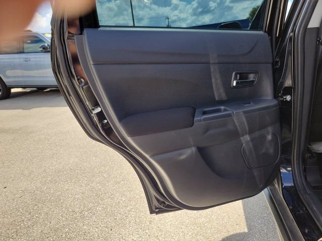 Used 2022 Mitsubishi Outlander Sport LE FWD image 12