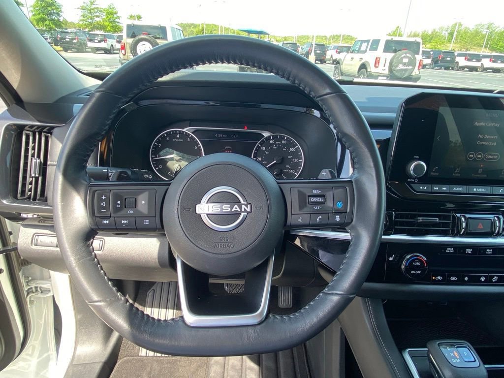 Used 2022 Nissan Pathfinder SV w/ SV Black Package image 13