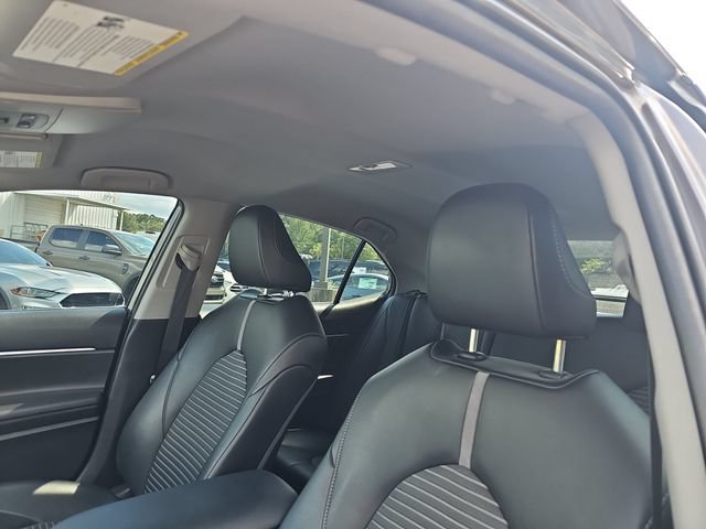Used 2023 Toyota Camry SE FWD image 14