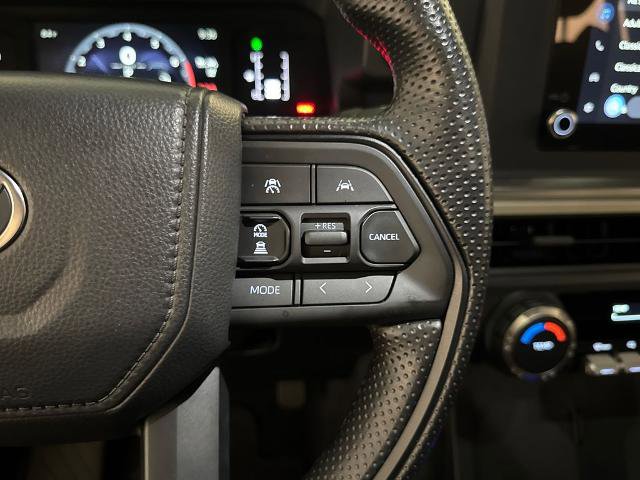 Used 2025 Toyota Tacoma SR5 AWD/4WD image 23