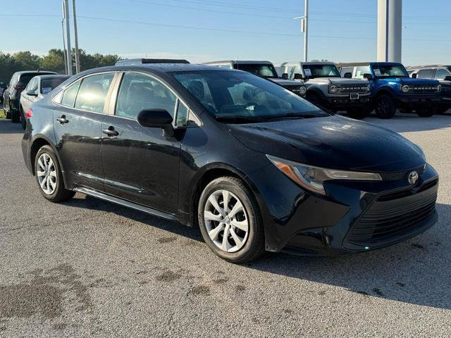 Used 2024 Toyota Corolla LE FWD image 7