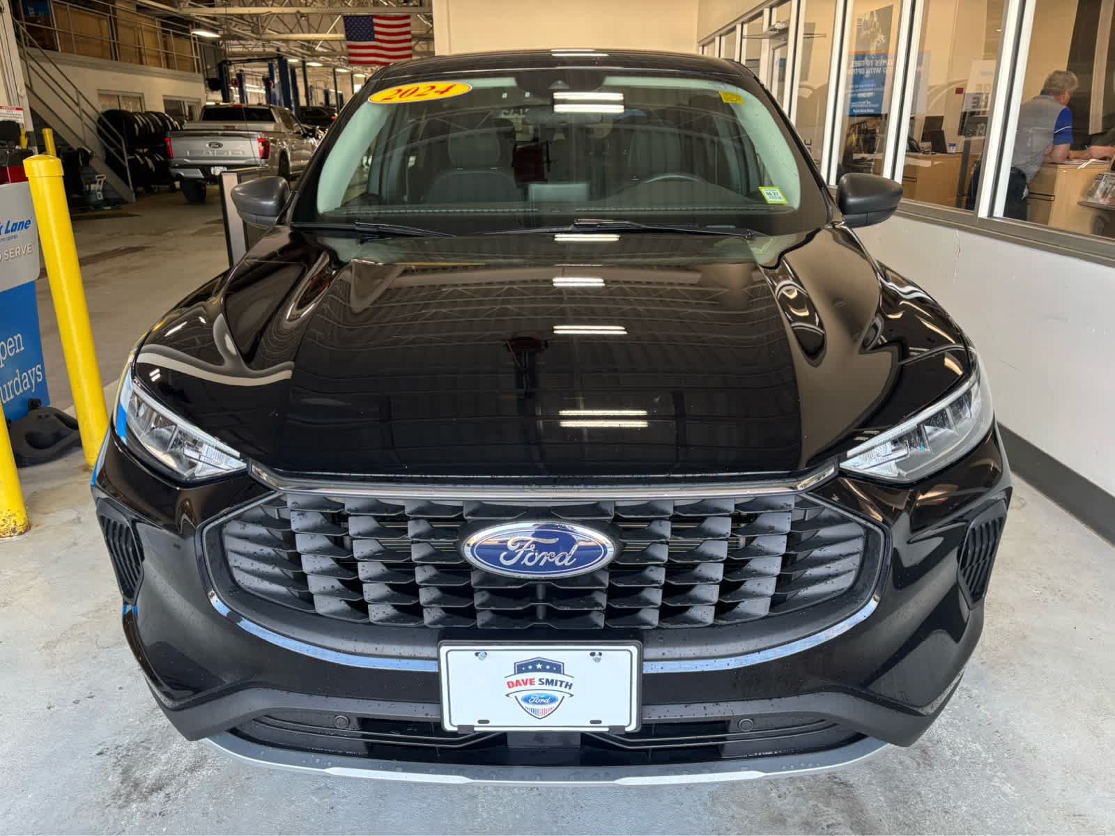 Certified 2024 Ford Escape Active AWD/4WD image 4