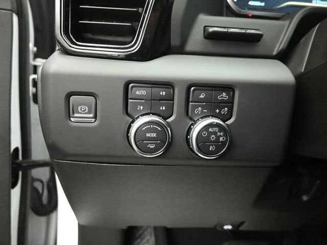Used 2024 GMC Sierra 2500 AT4 w/ AT4 Premium Plus Package image 34