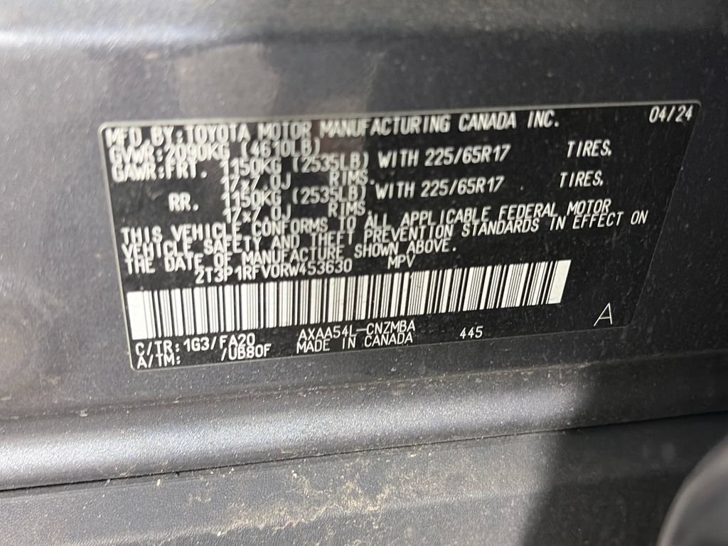 Used 2024 Toyota RAV4 XLE AWD/4WD image 9