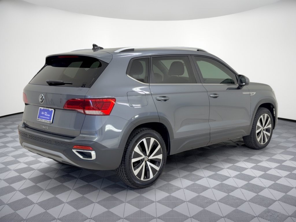 Used 2023 Volkswagen Taos SE FWD image 9