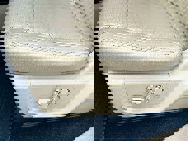 Certified 2017 Ford F250 Lariat w/ Chrome Package image 19