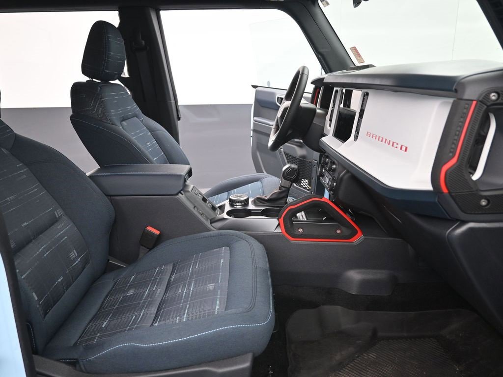 Certified 2025 Ford Bronco Heritage Edition image 27