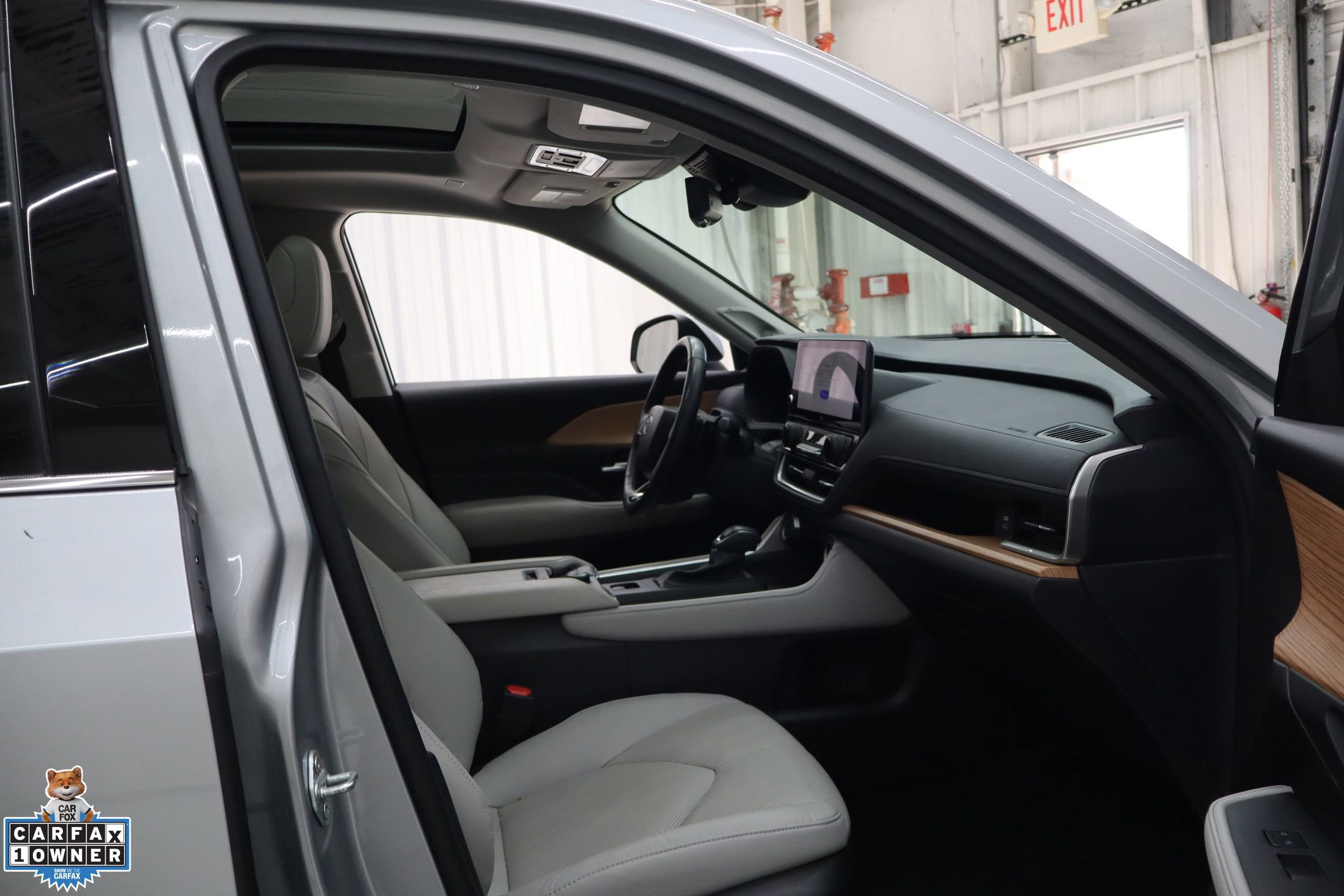 Used 2024 Toyota Grand Highlander AWD image 35