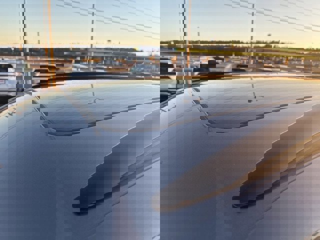 Used 2025 Volkswagen Tiguan SE R-Line image 12