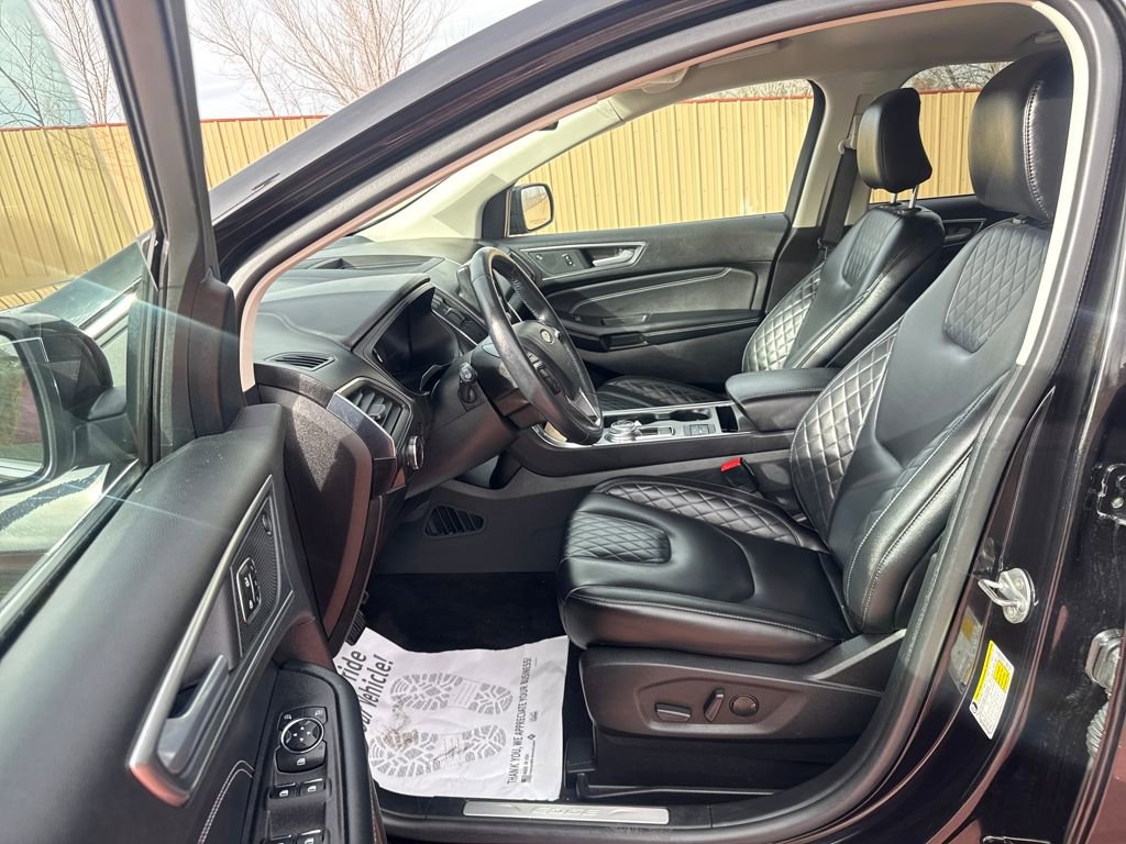Certified 2024 Ford Edge Titanium AWD/4WD image 12