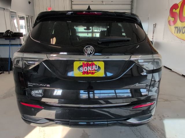 Used 2022 Buick Enclave Avenir image 5