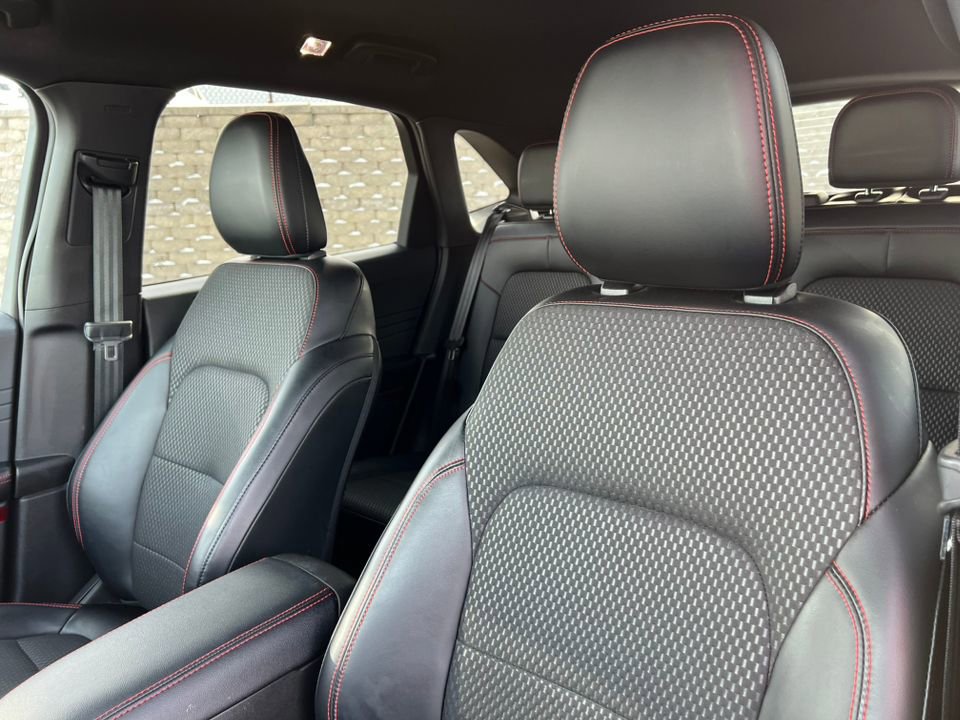 Certified 2023 Ford Escape ST-Line w/ Tech Pack #1 image 17