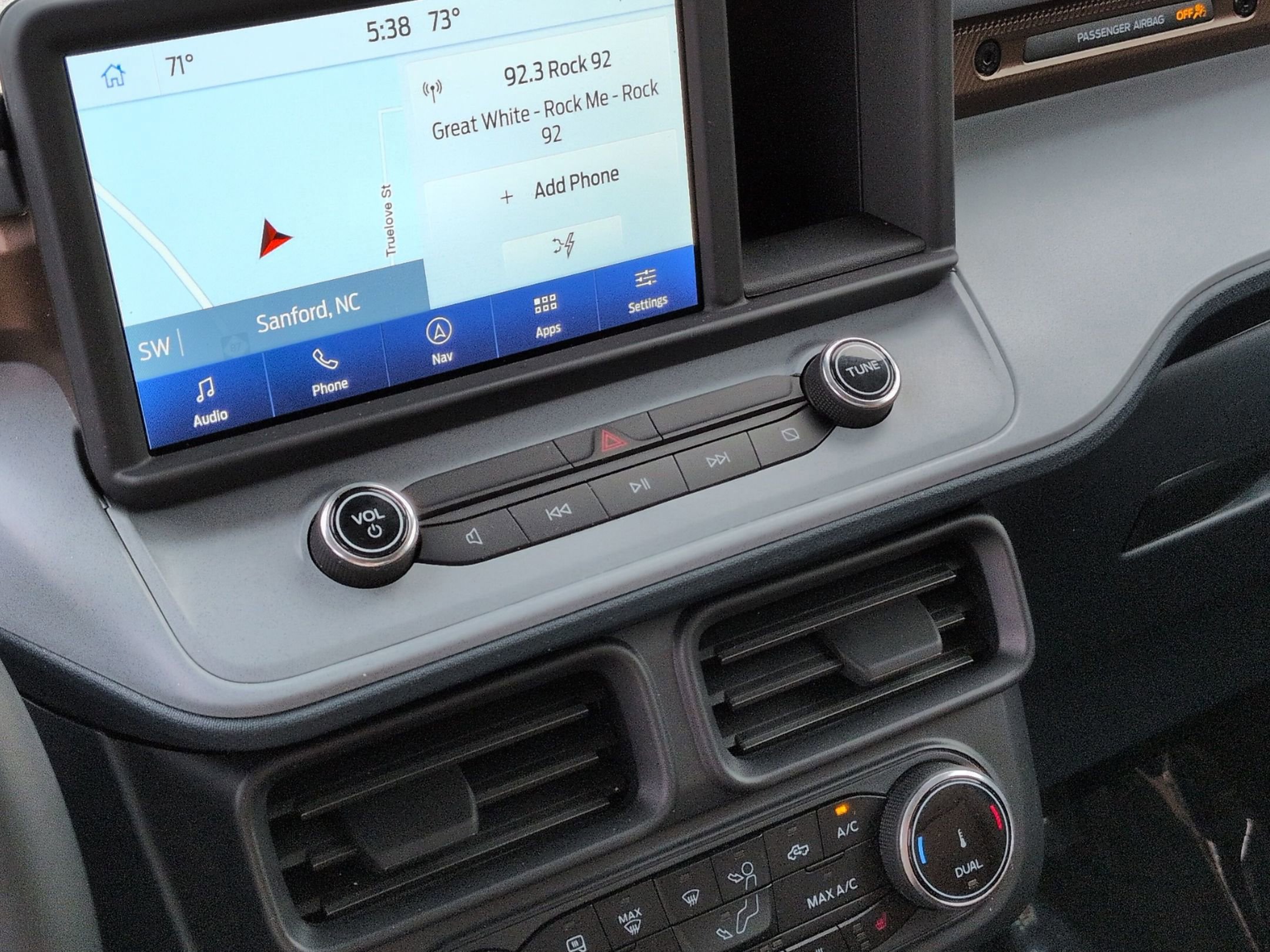 Certified 2024 Ford Maverick Lariat image 21