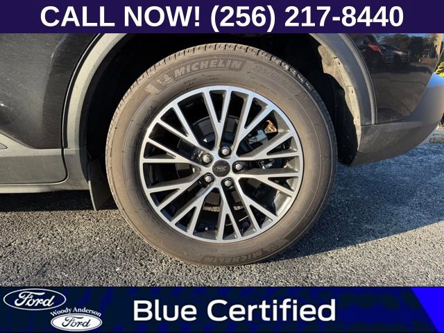 Certified 2024 Ford Escape PHEV image 7