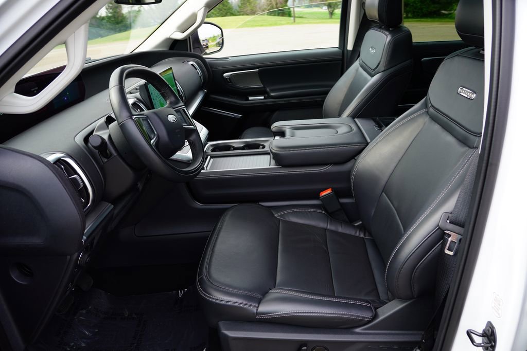Certified 2025 Ford Expedition Max Platinum AWD/4WD image 16