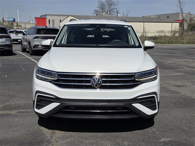 Used 2024 Volkswagen Tiguan S image 8