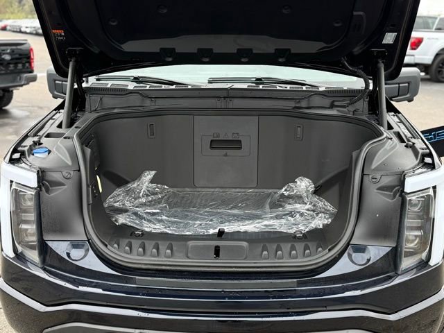 Certified 2025 Ford F150 Lightning XLT AWD/4WD image 47