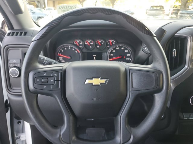 Used 2023 Chevrolet Silverado 1500 Custom image 18