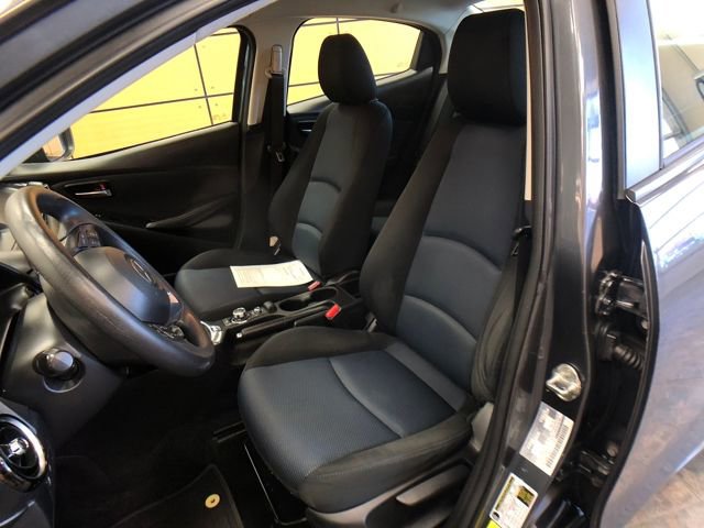 Used 2016 Scion iA image 10